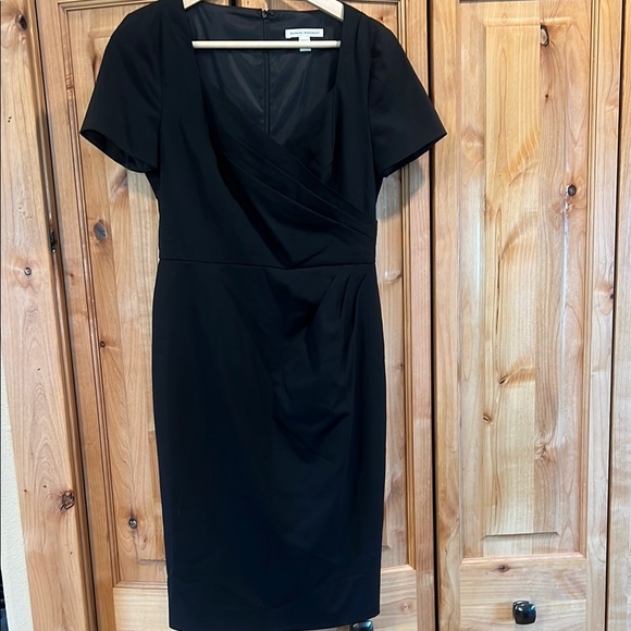 Banana Republic Dresses & Skirts - Banana Republic Classic Black wool Dress stretch SZ 4